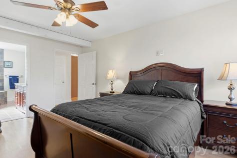11 Roberts Drive Swannanoa NC 28778