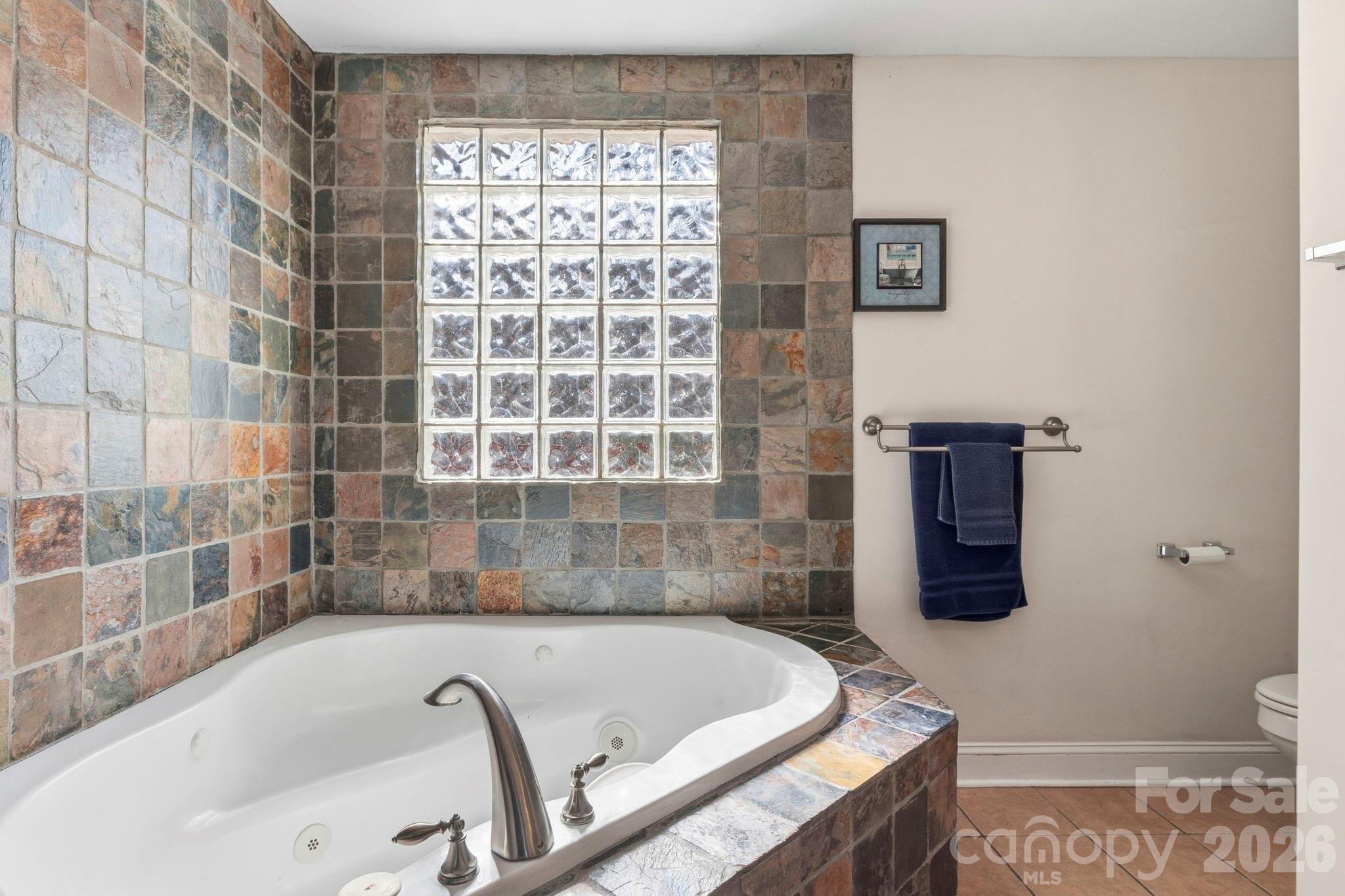 11 Roberts Drive Swannanoa NC 28778