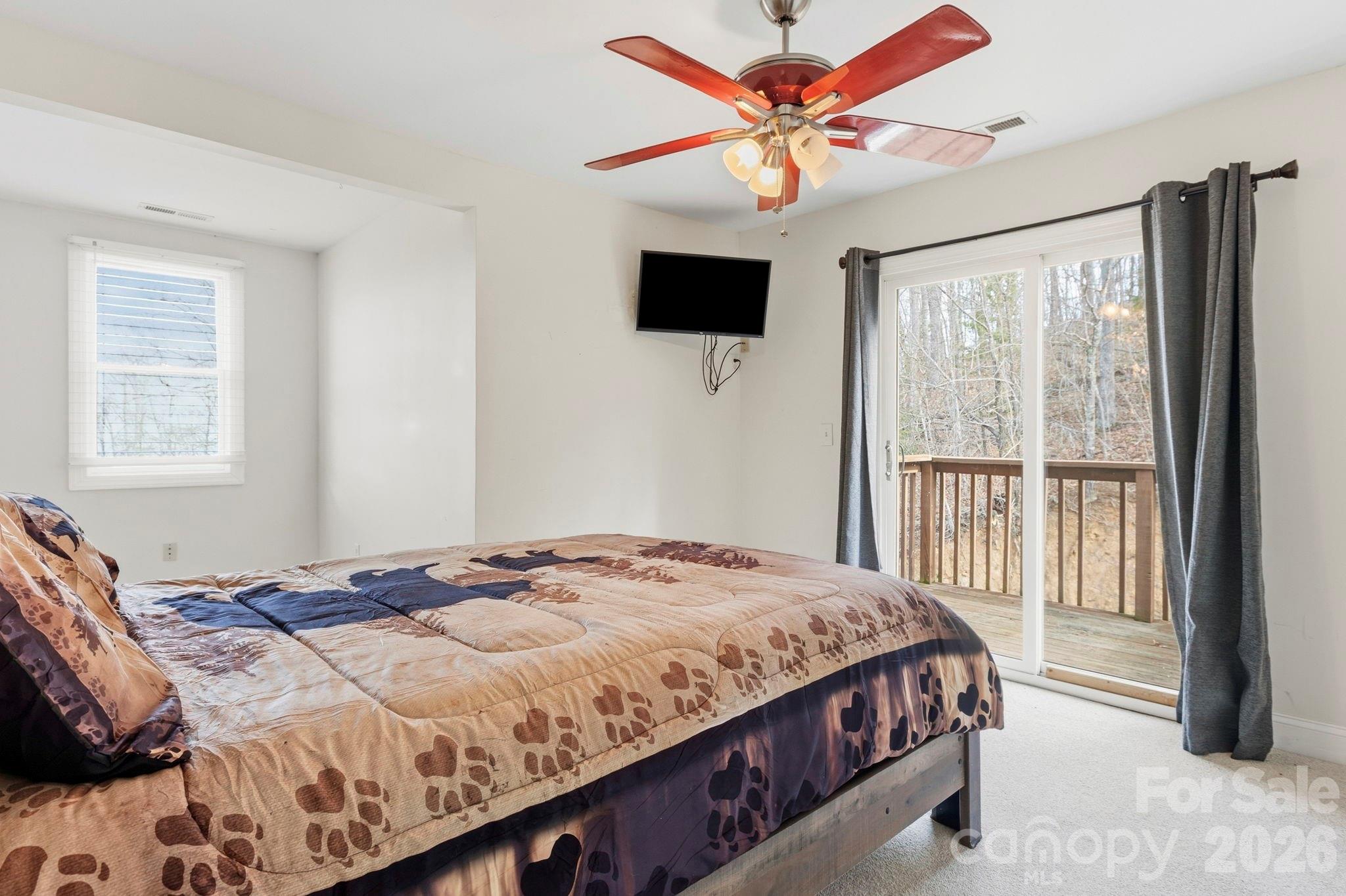 11 Roberts Drive Swannanoa NC 28778
