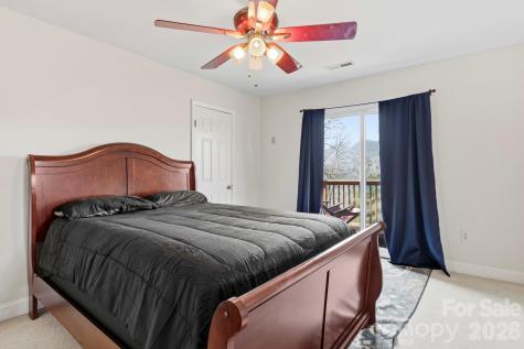 11 Roberts Drive Swannanoa NC 28778
