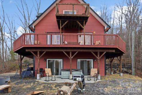 11 Roberts Drive Swannanoa NC 28778