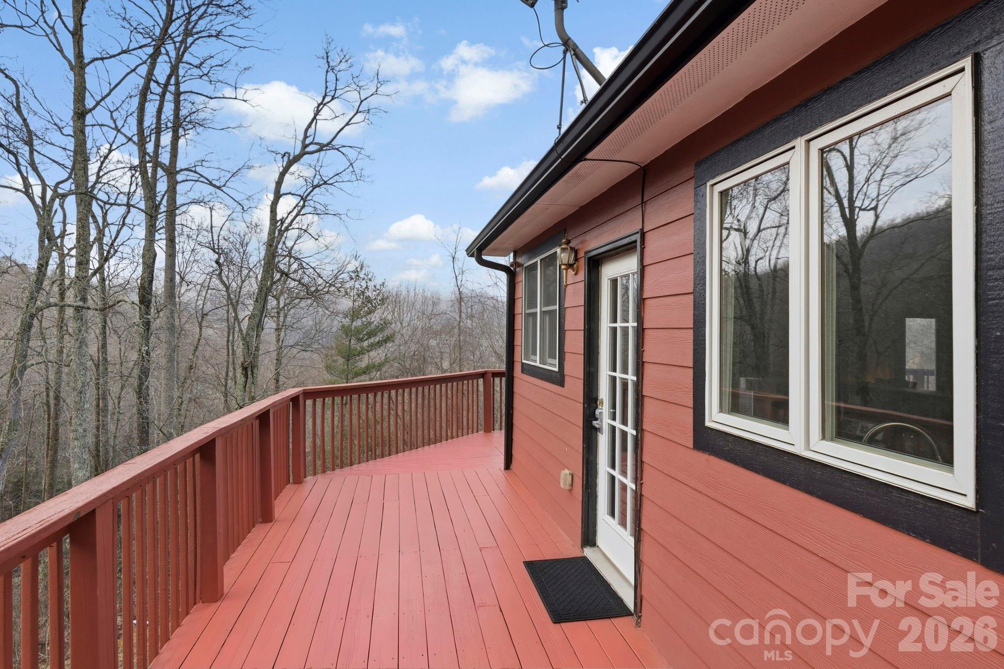 11 Roberts Drive Swannanoa NC 28778