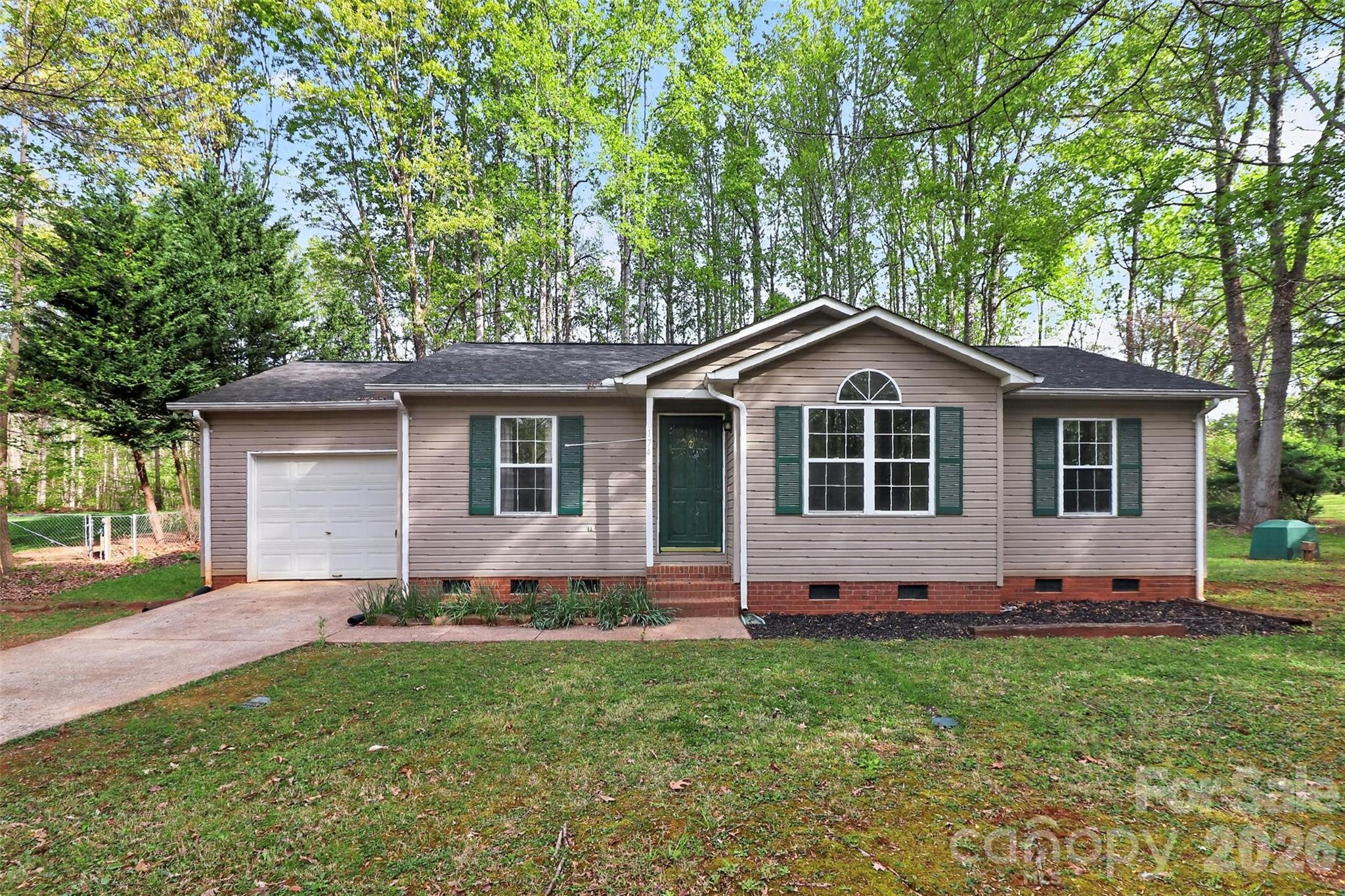 174 Overcreek Road Mooresville NC 28117