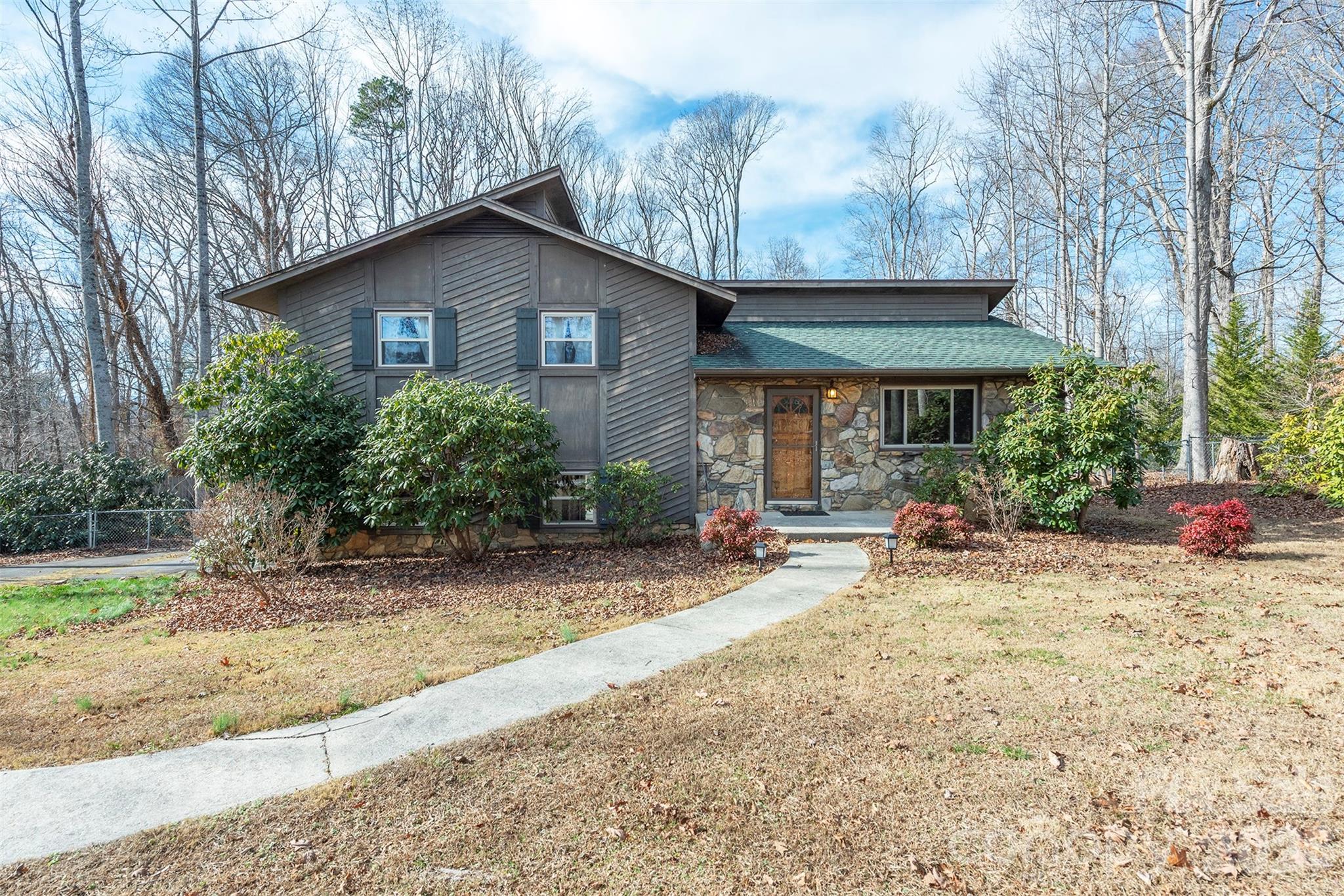 287 Liberty Road Candler NC 28715