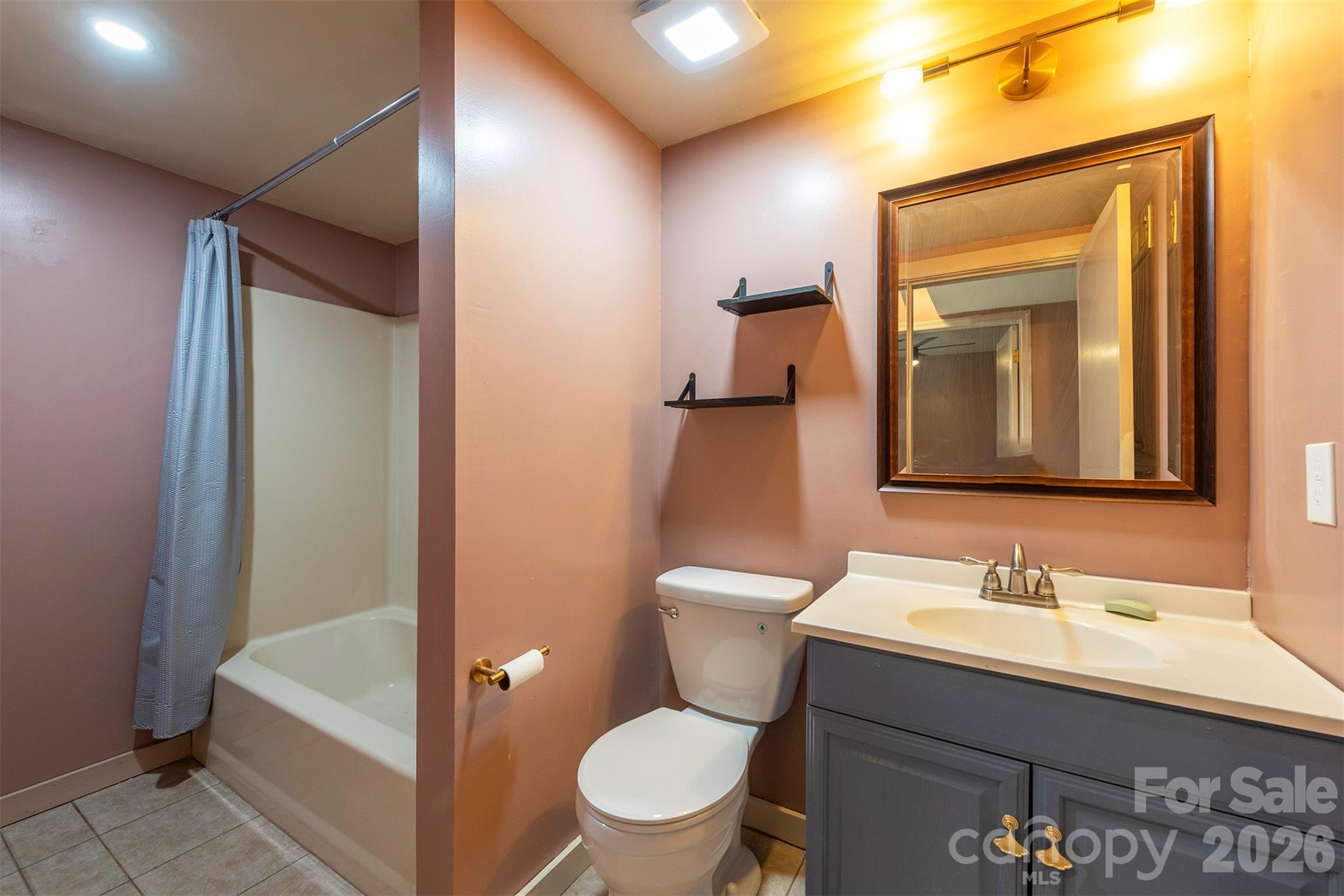 287 Liberty Road Candler NC 28715