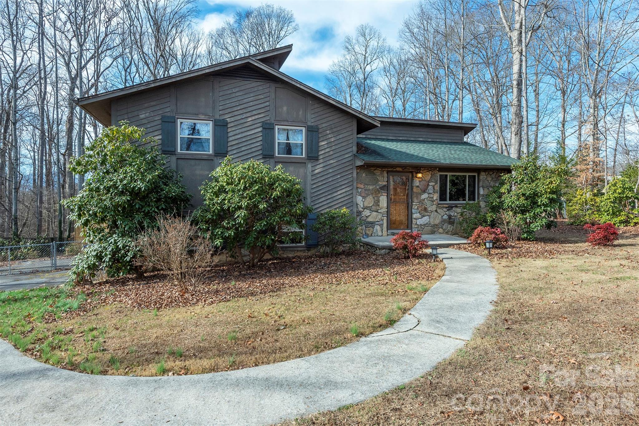 287 Liberty Road Candler NC 28715