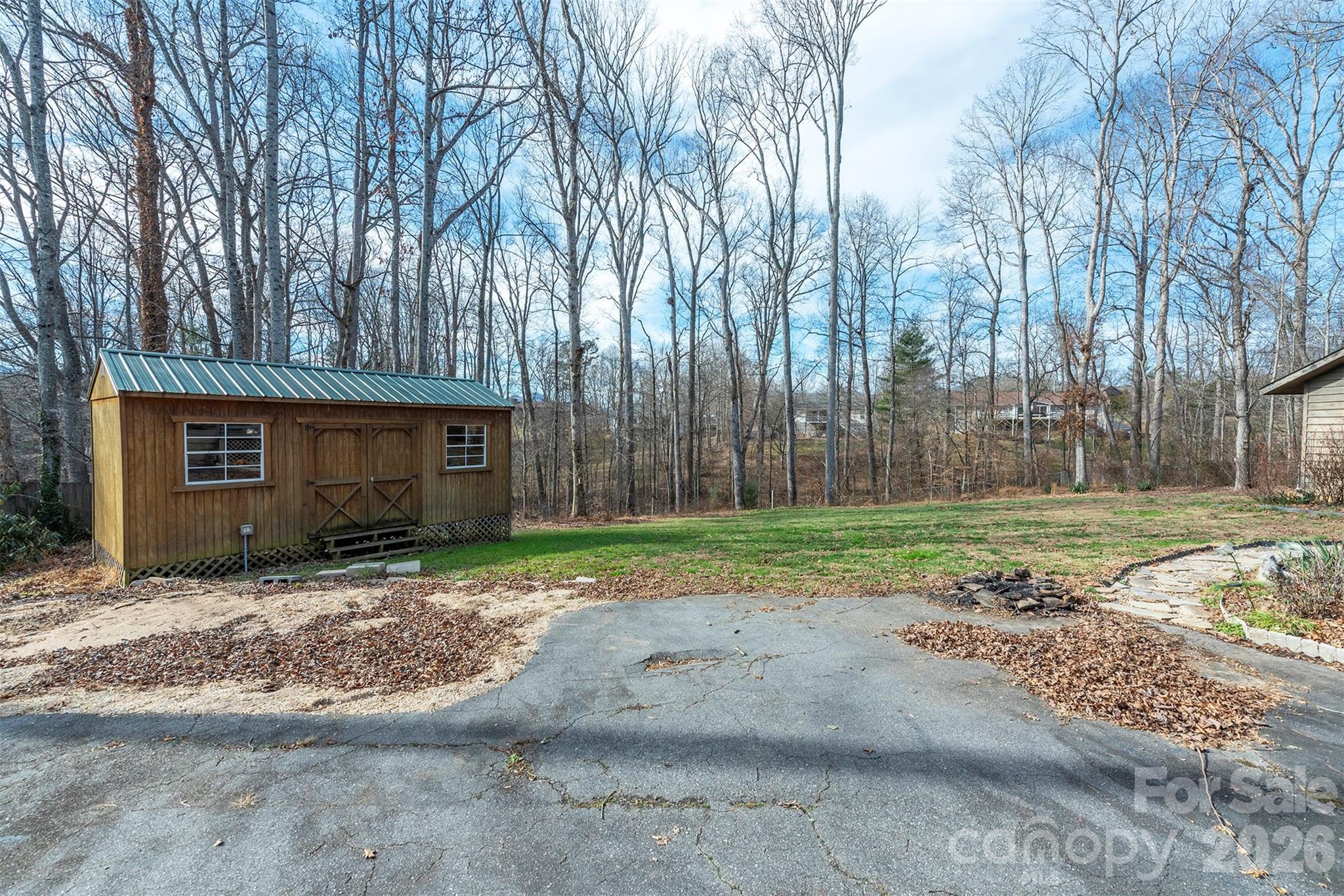 287 Liberty Road Candler NC 28715