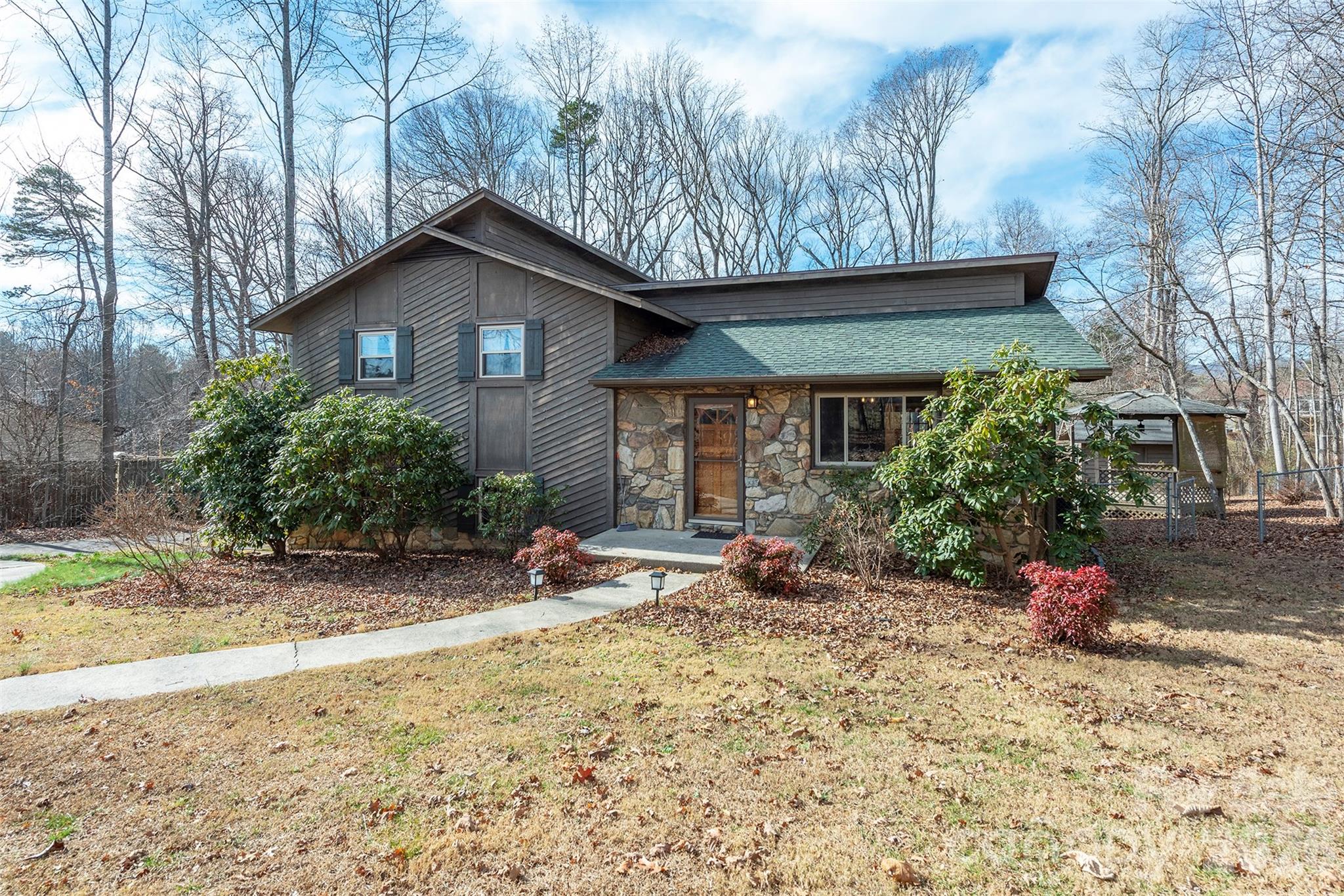 287 Liberty Road Candler NC 28715