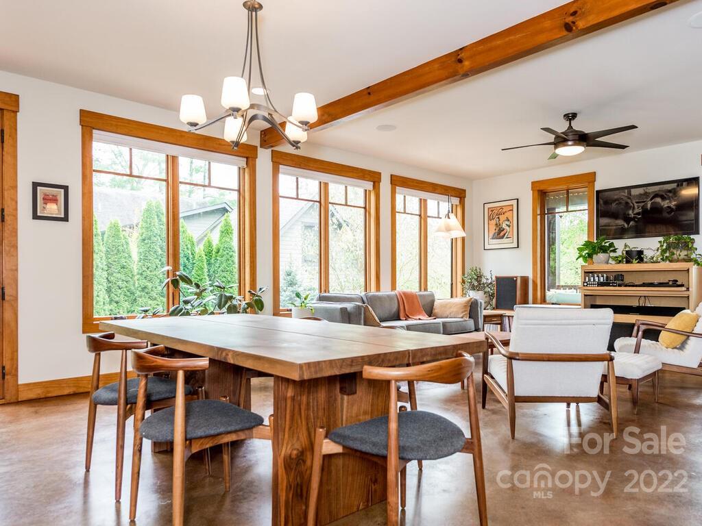 48 Beaverdam Knoll Road Asheville NC 28804
