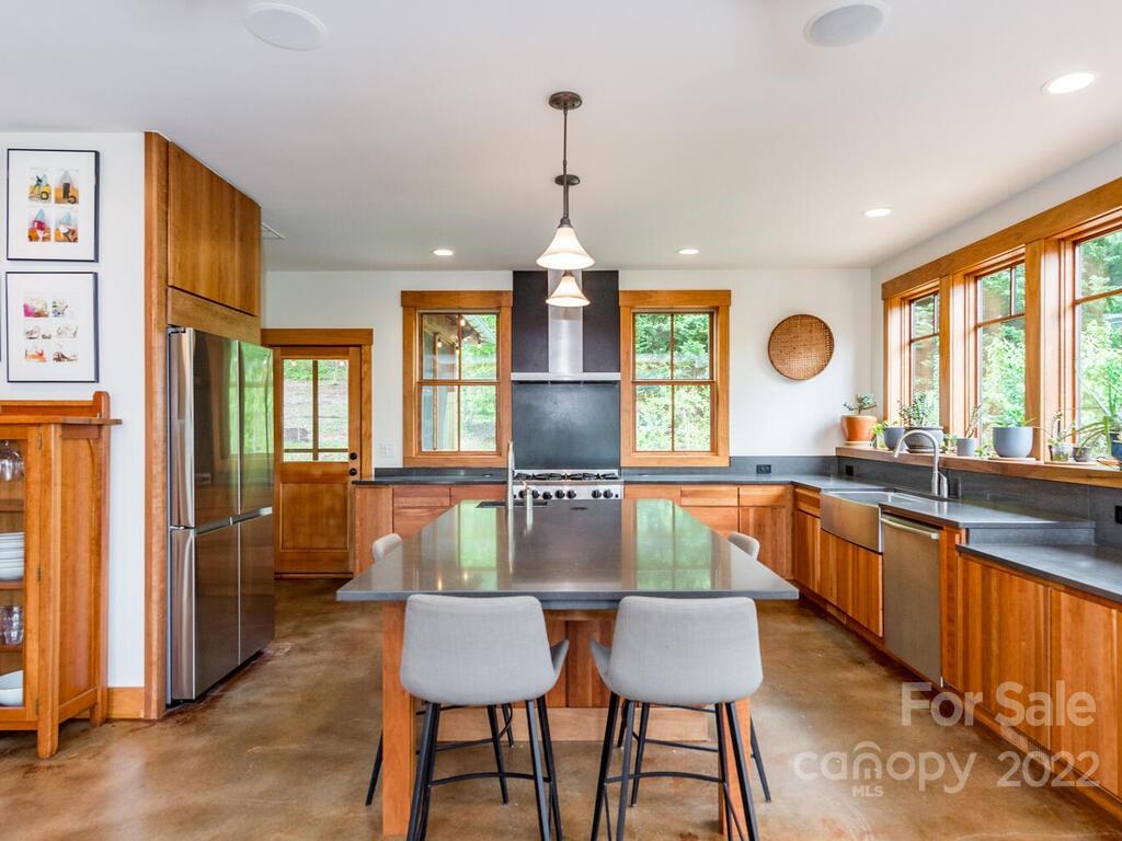 48 Beaverdam Knoll Road Asheville NC 28804