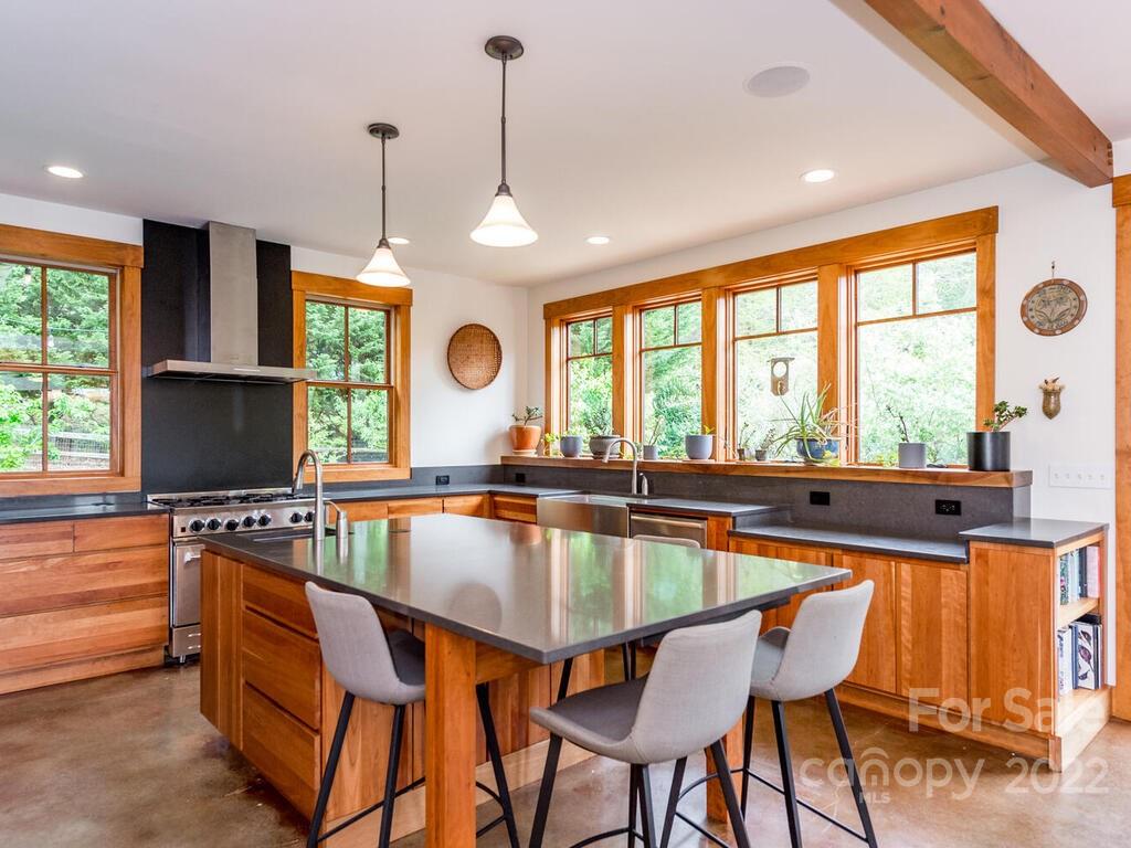 48 Beaverdam Knoll Road Asheville NC 28804