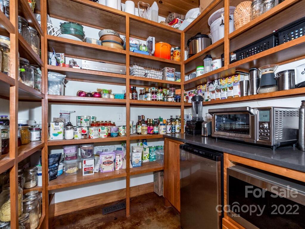 48 Beaverdam Knoll Road Asheville NC 28804