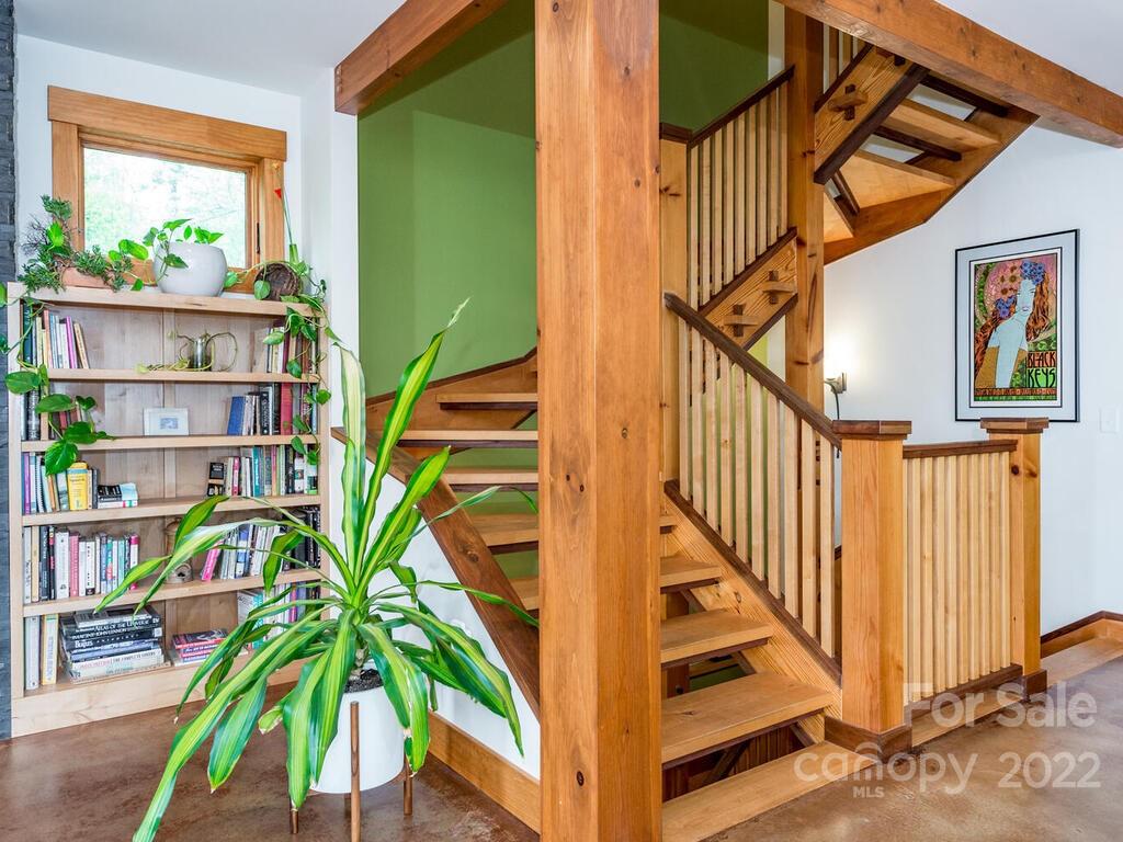 48 Beaverdam Knoll Road Asheville NC 28804