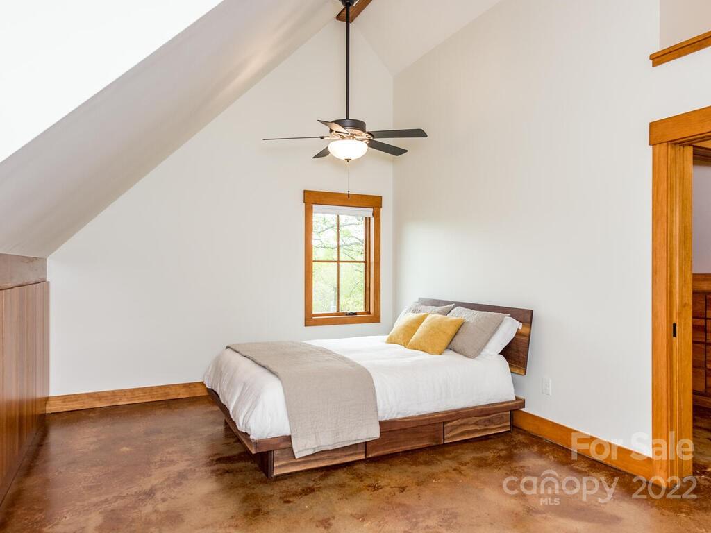 48 Beaverdam Knoll Road Asheville NC 28804