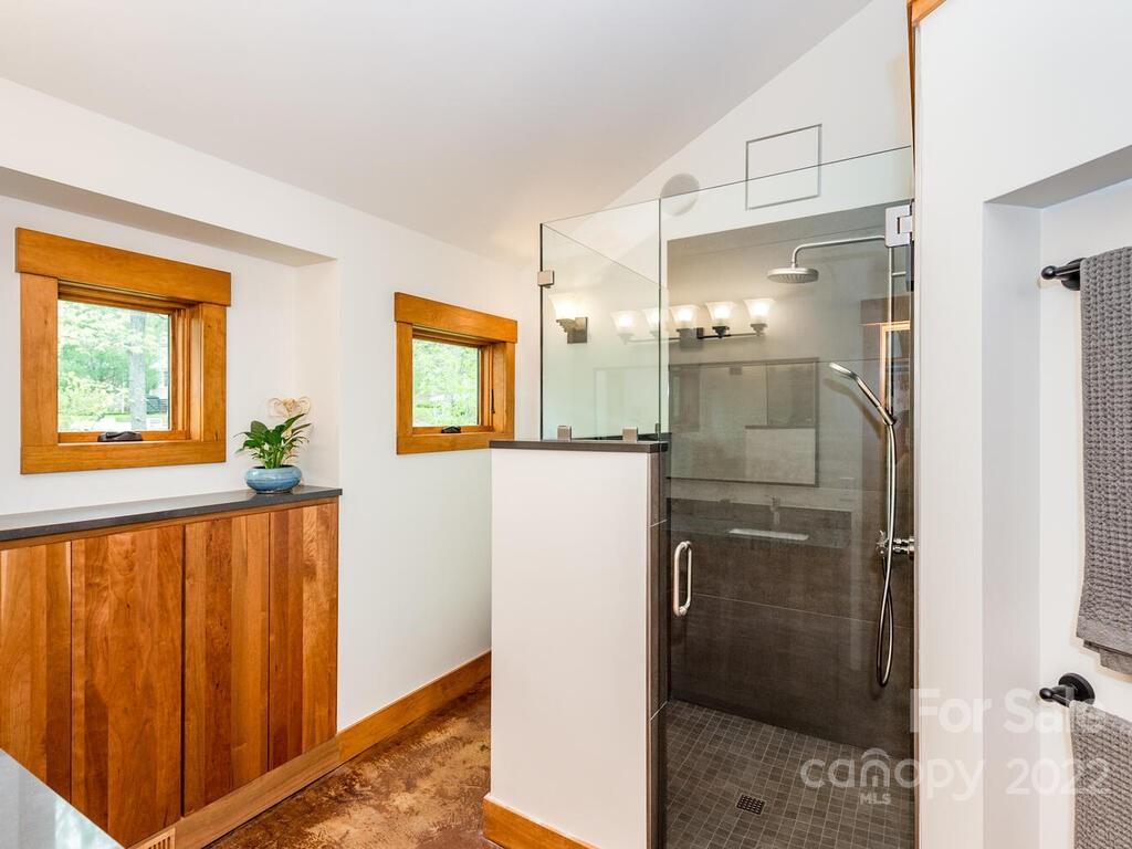 48 Beaverdam Knoll Road Asheville NC 28804