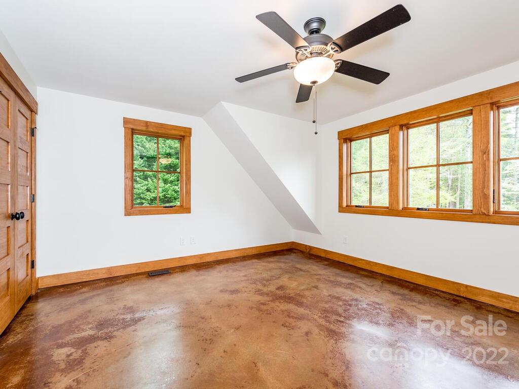 48 Beaverdam Knoll Road Asheville NC 28804