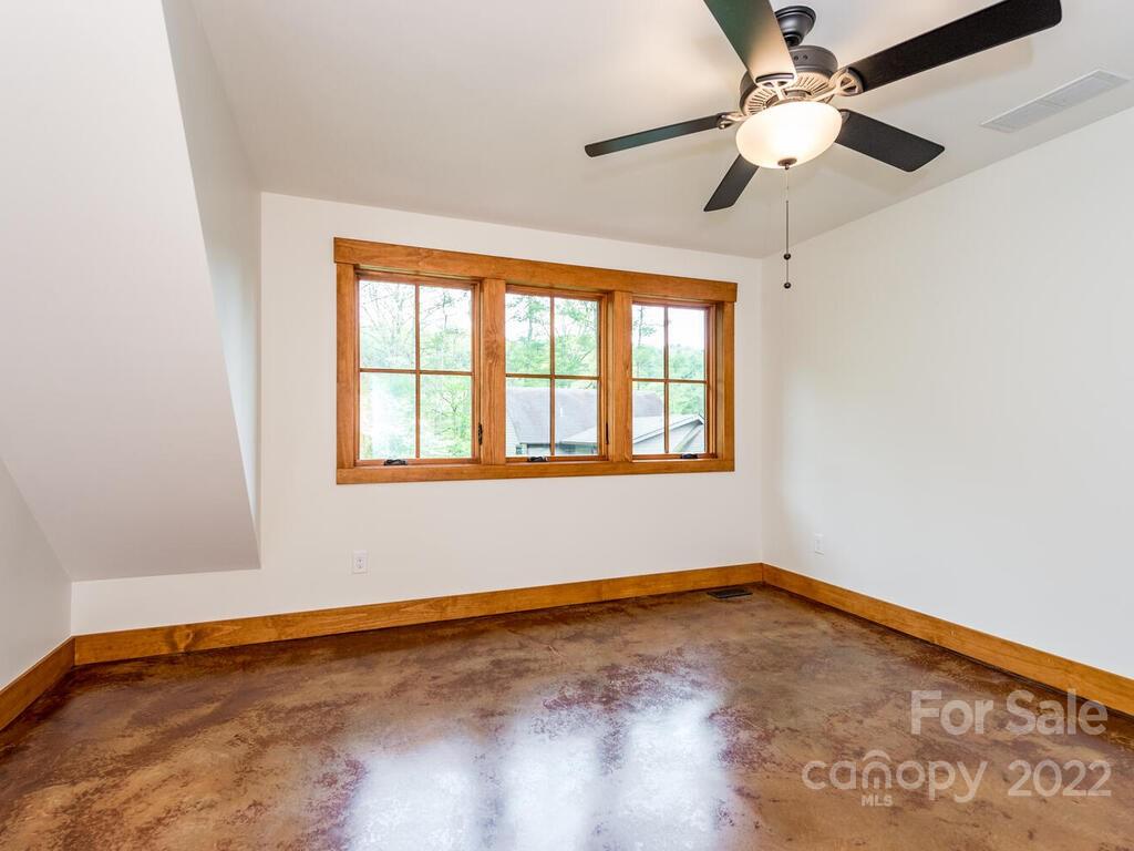 48 Beaverdam Knoll Road Asheville NC 28804