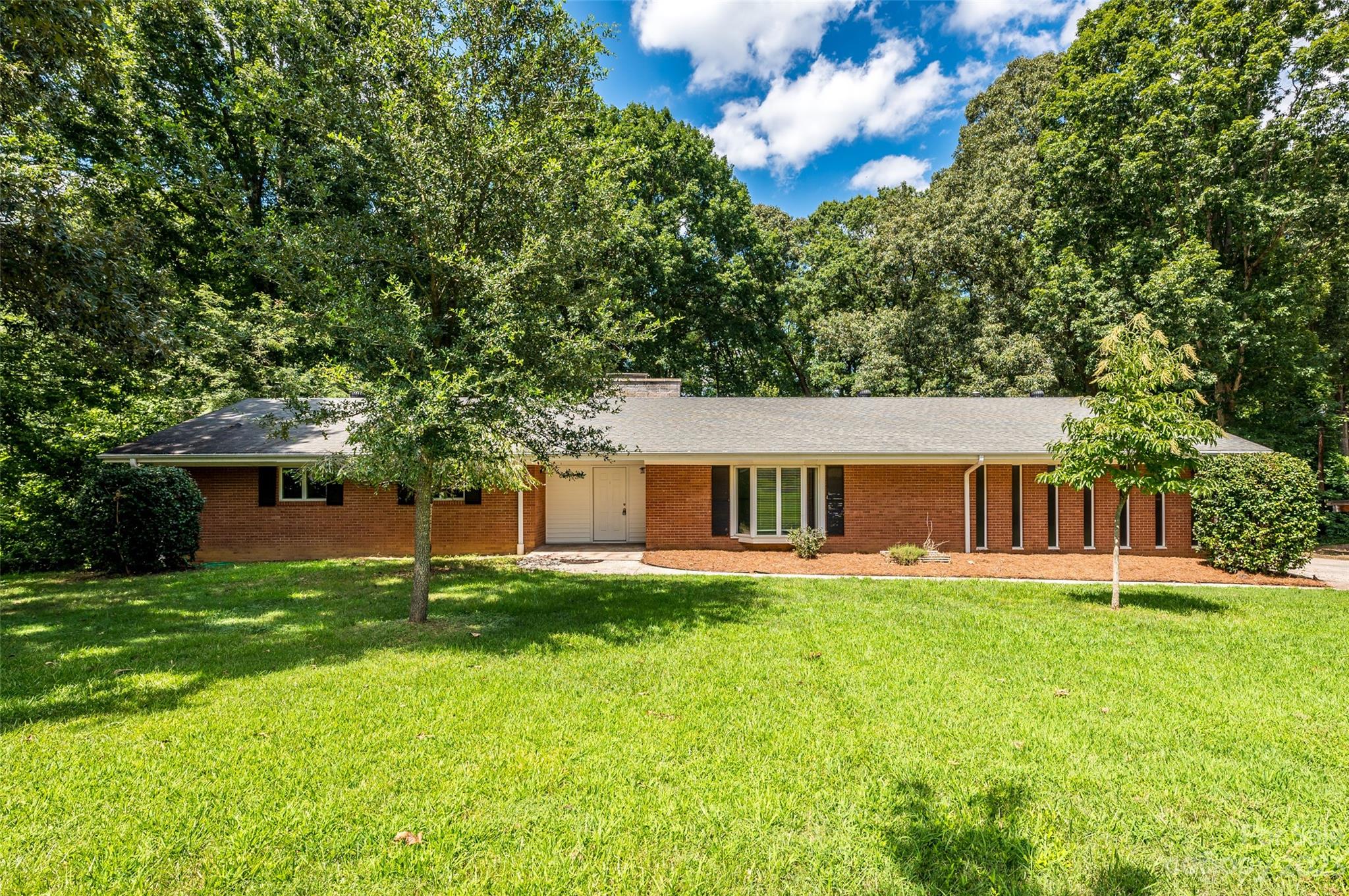 5017 Spicewood Drive Charlotte NC 28227