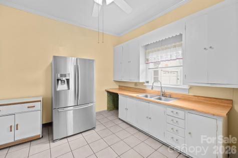 1244 21st Street NE Hickory NC 28601