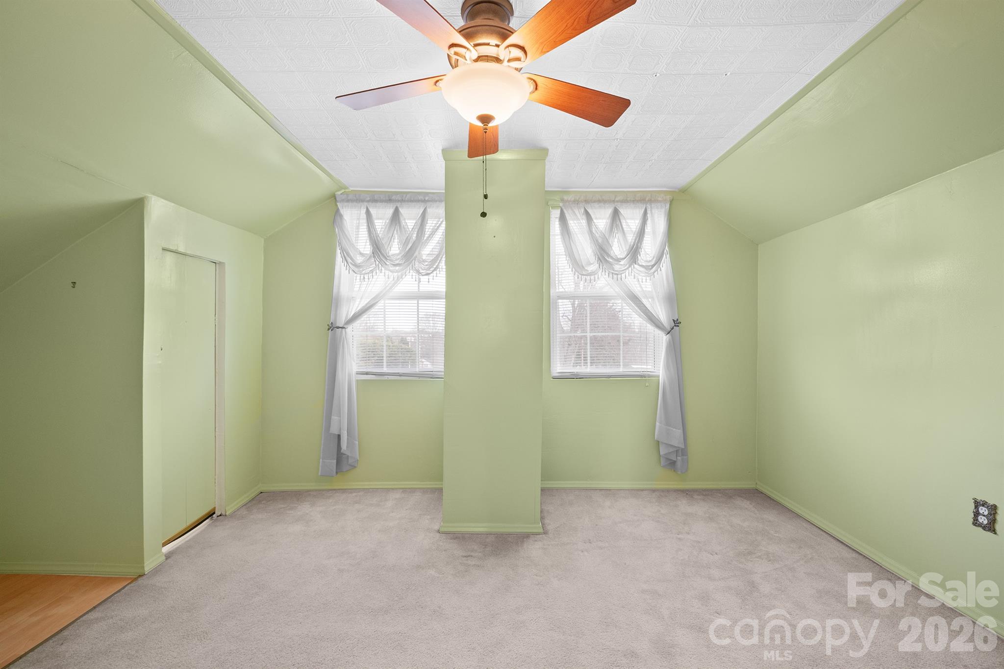 1244 21st Street NE Hickory NC 28601