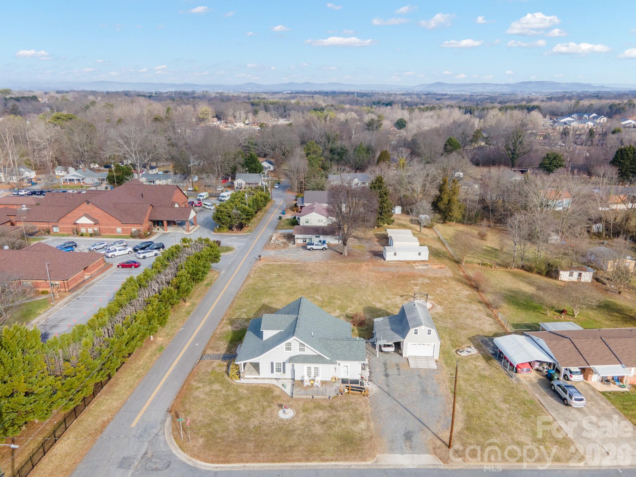 1244 21st Street NE Hickory NC 28601