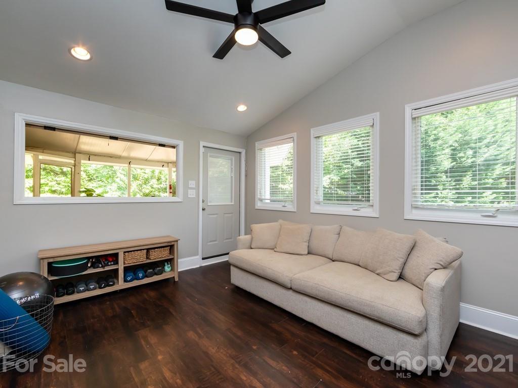 5313 Seacroft Road Charlotte NC 28210