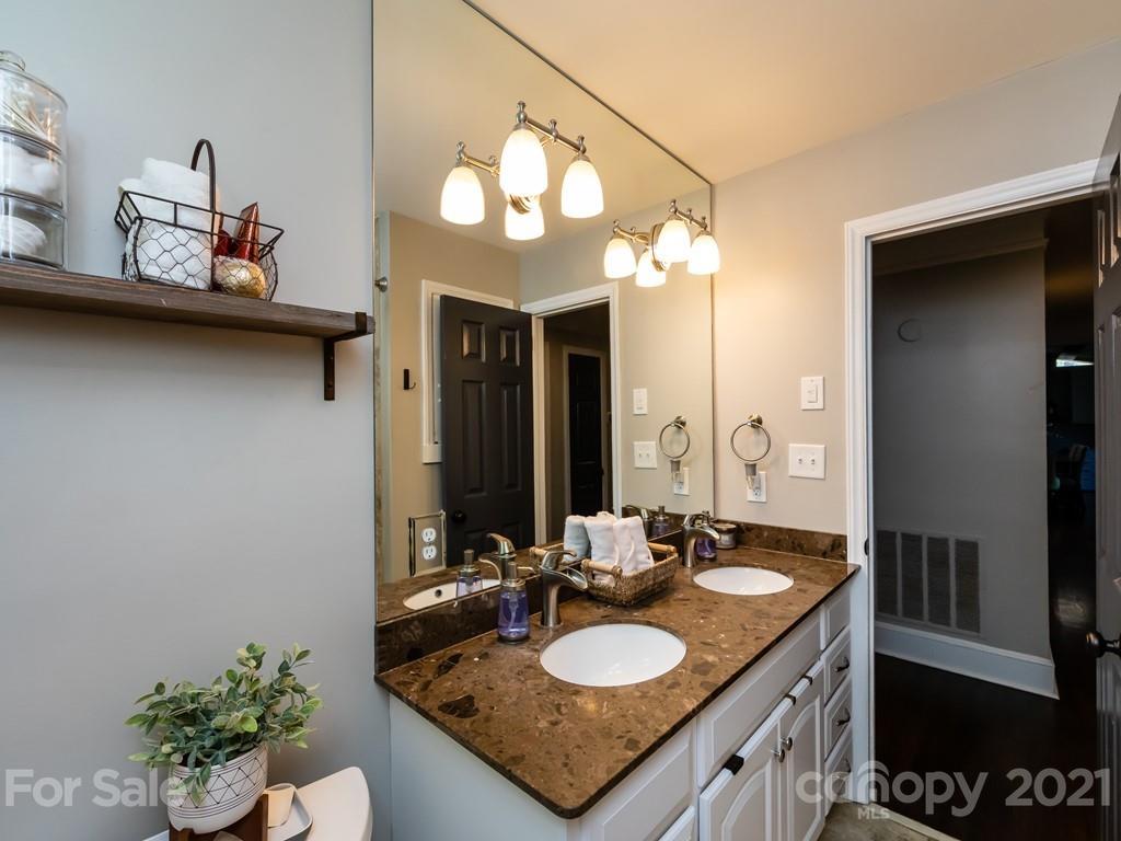 5313 Seacroft Road Charlotte NC 28210
