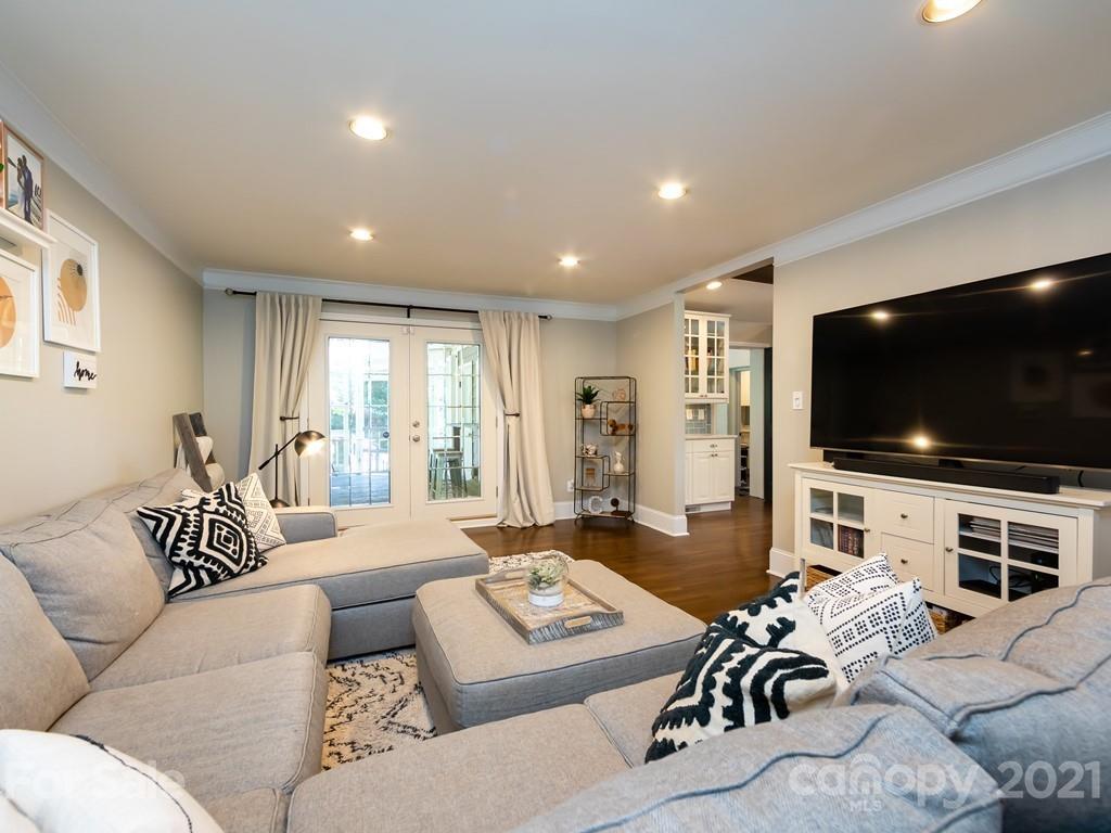 5313 Seacroft Road Charlotte NC 28210