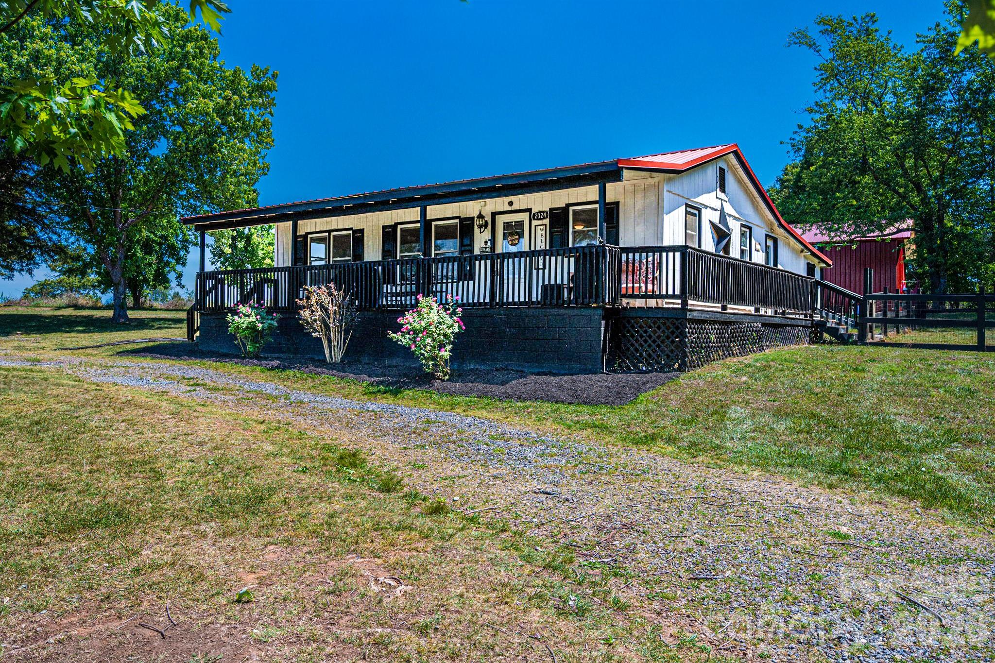 2024 Willis Road Vale NC 28168