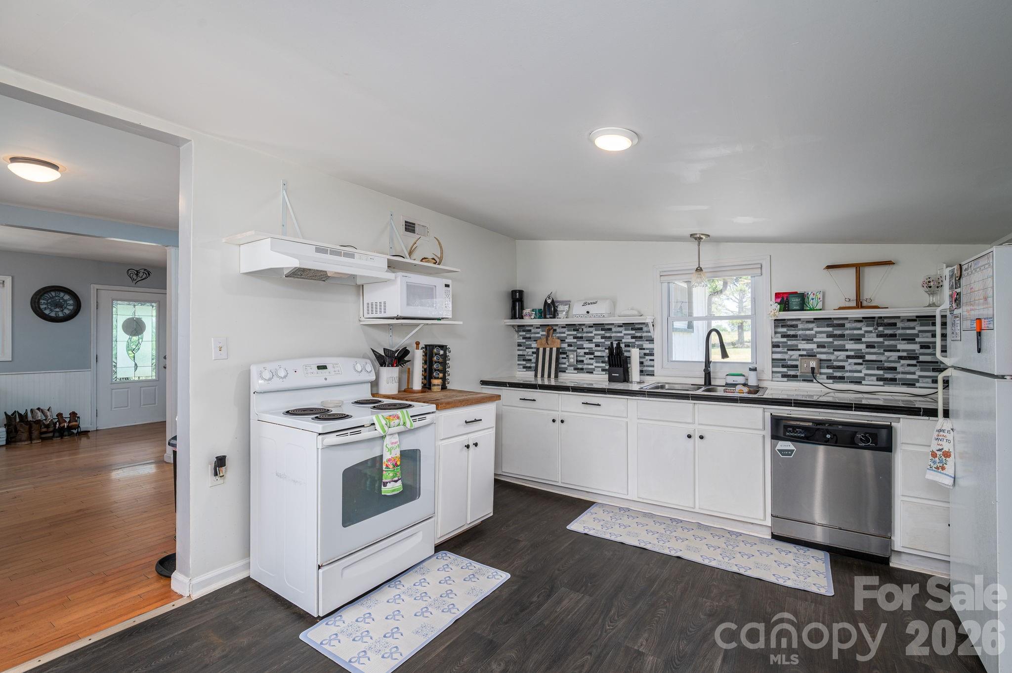 2024 Willis Road Vale NC 28168