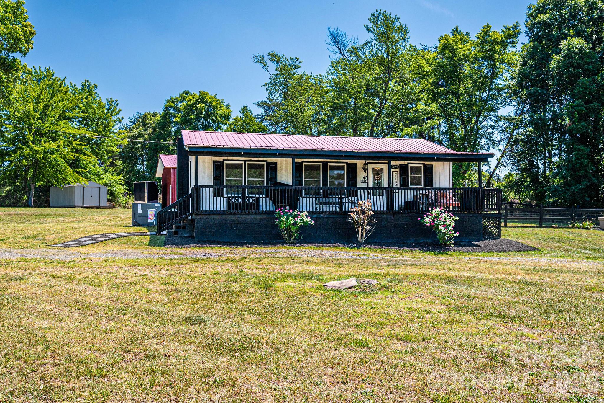 2024 Willis Road Vale NC 28168