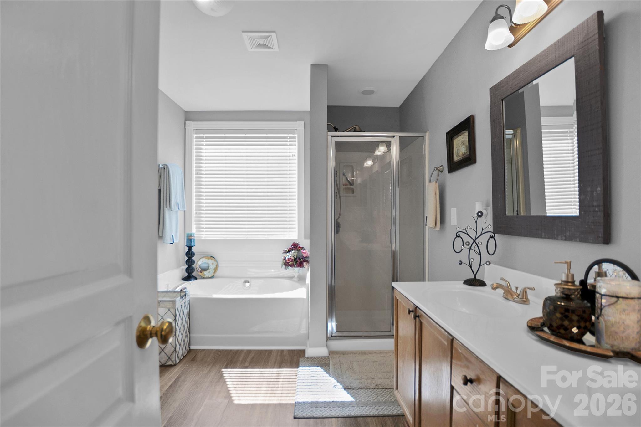9806 Back Acre Drive Charlotte NC 28213