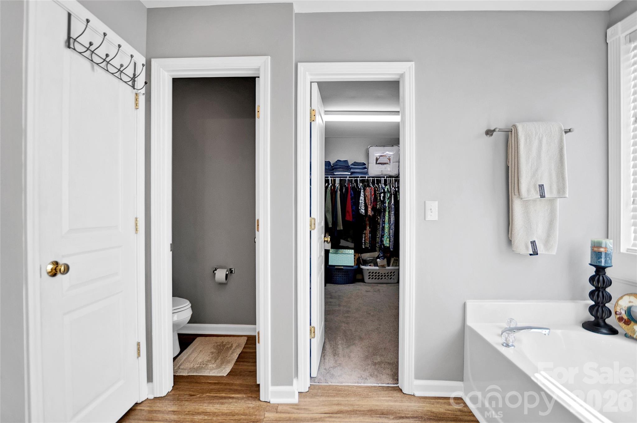 9806 Back Acre Drive Charlotte NC 28213