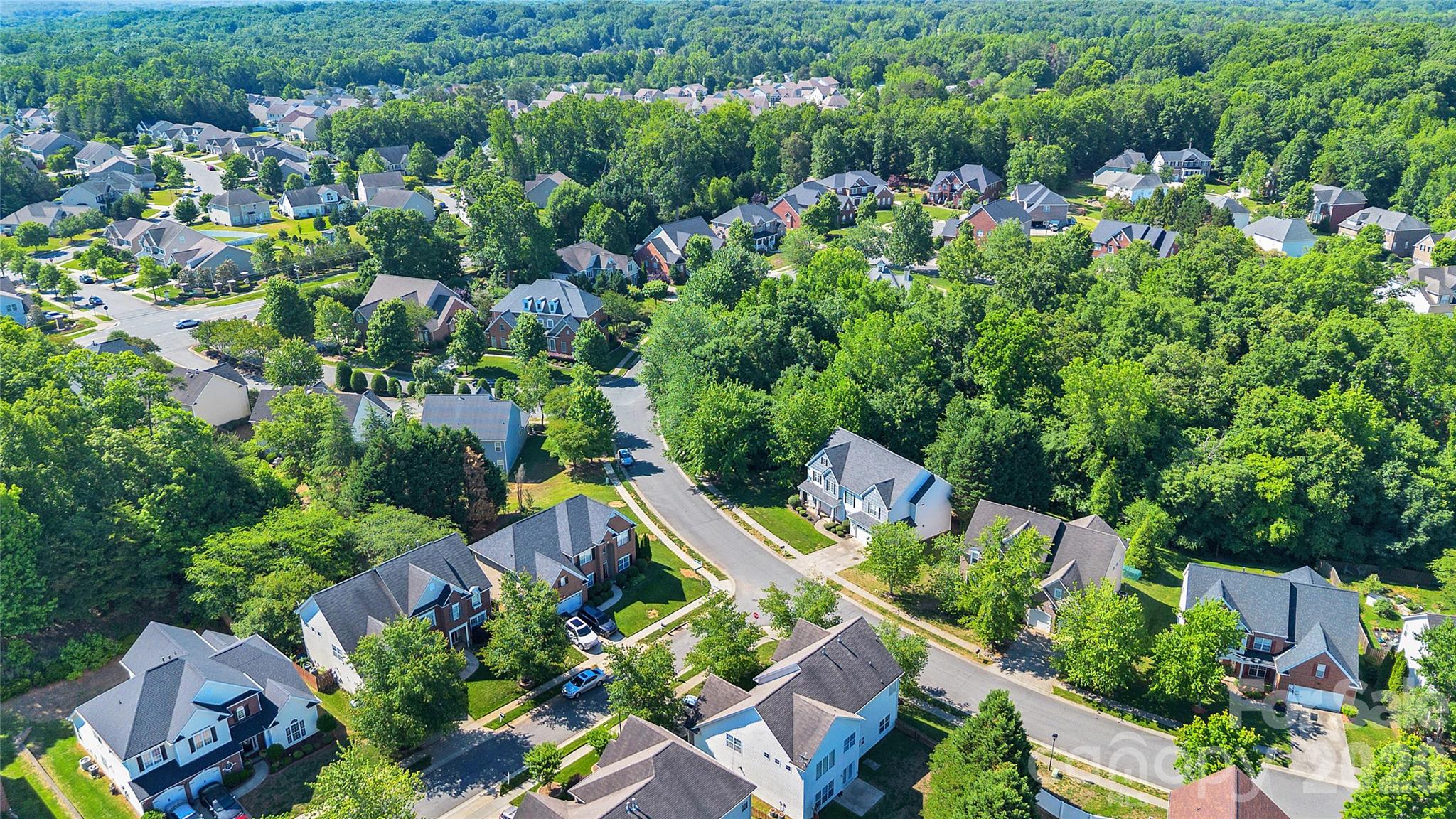 9806 Back Acre Drive Charlotte NC 28213
