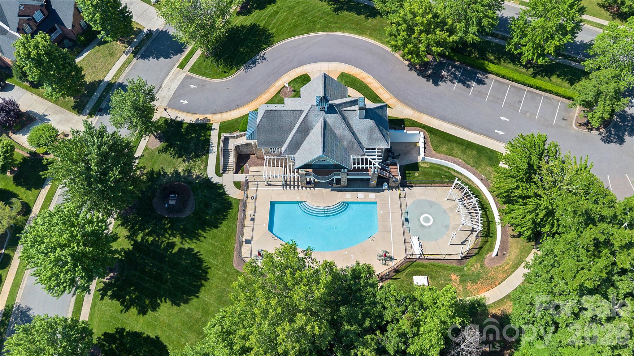 9806 Back Acre Drive Charlotte NC 28213