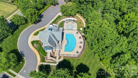 9806 Back Acre Drive Charlotte NC 28213
