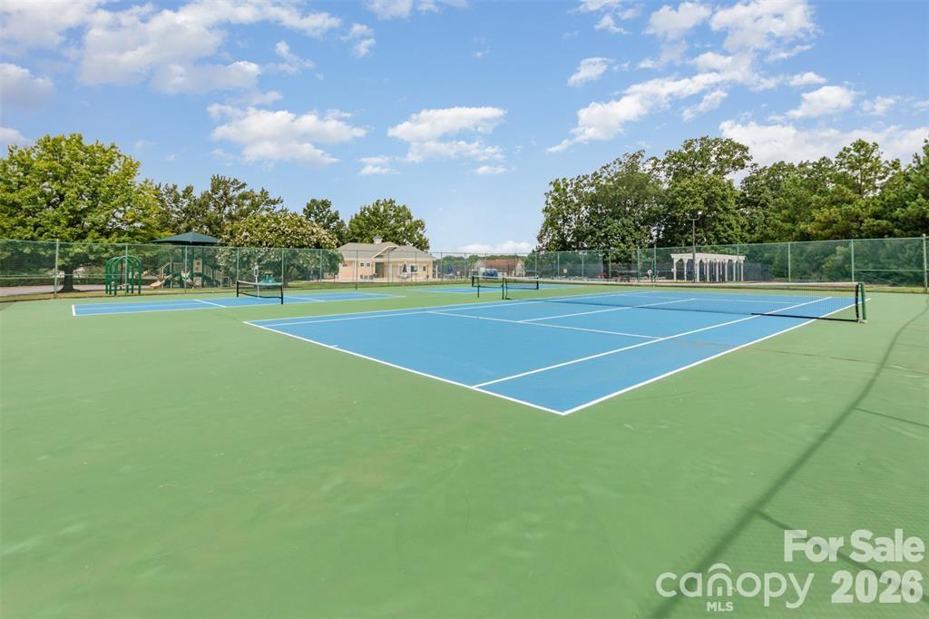 9806 Back Acre Drive Charlotte NC 28213