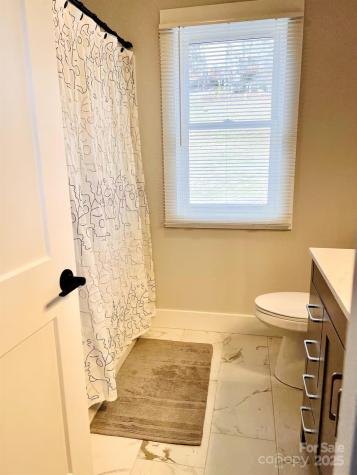 1061 Riverside Drive Asheville NC 28804