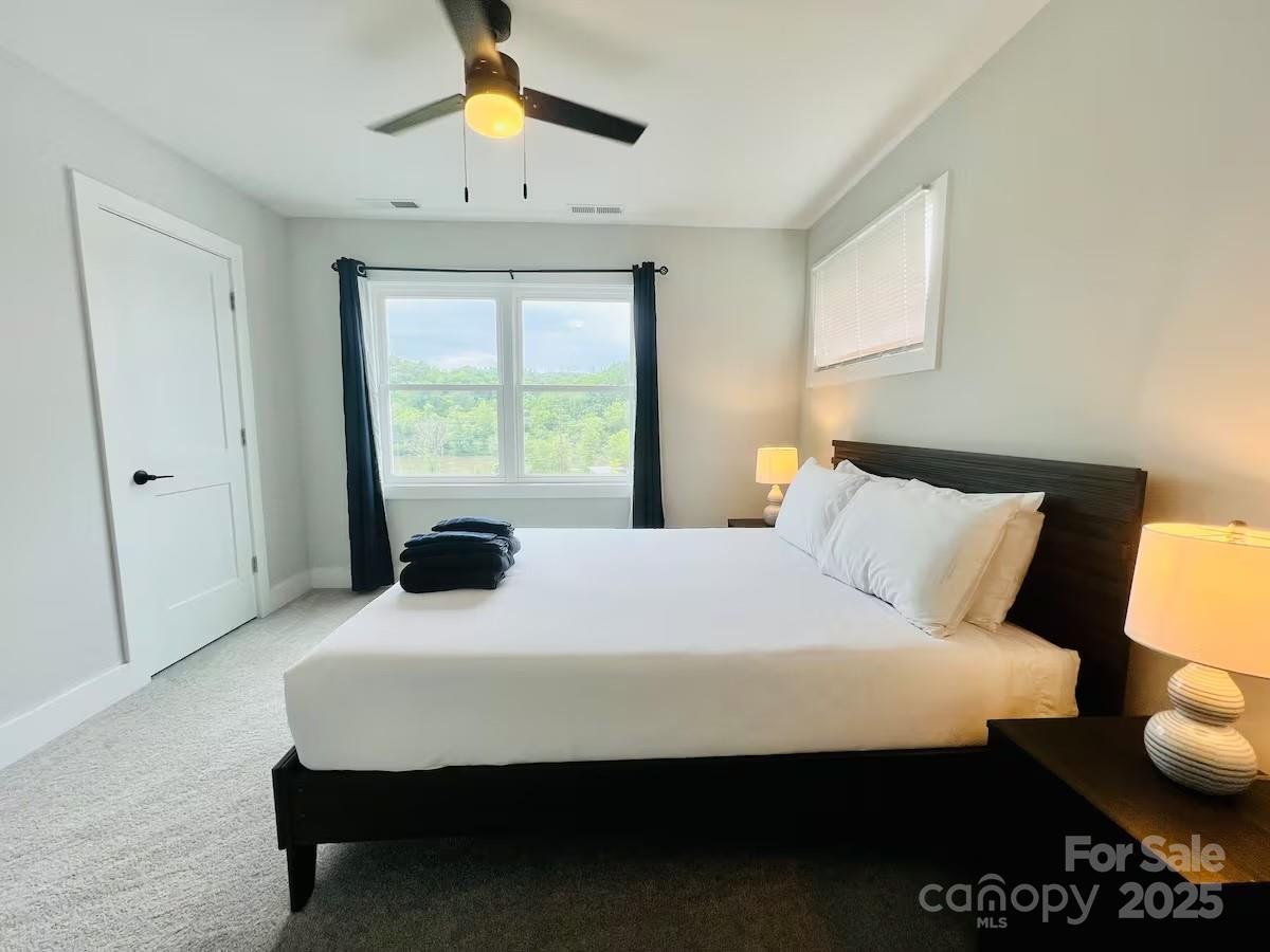 1061 Riverside Drive Asheville NC 28804