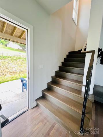 1061 Riverside Drive Asheville NC 28804