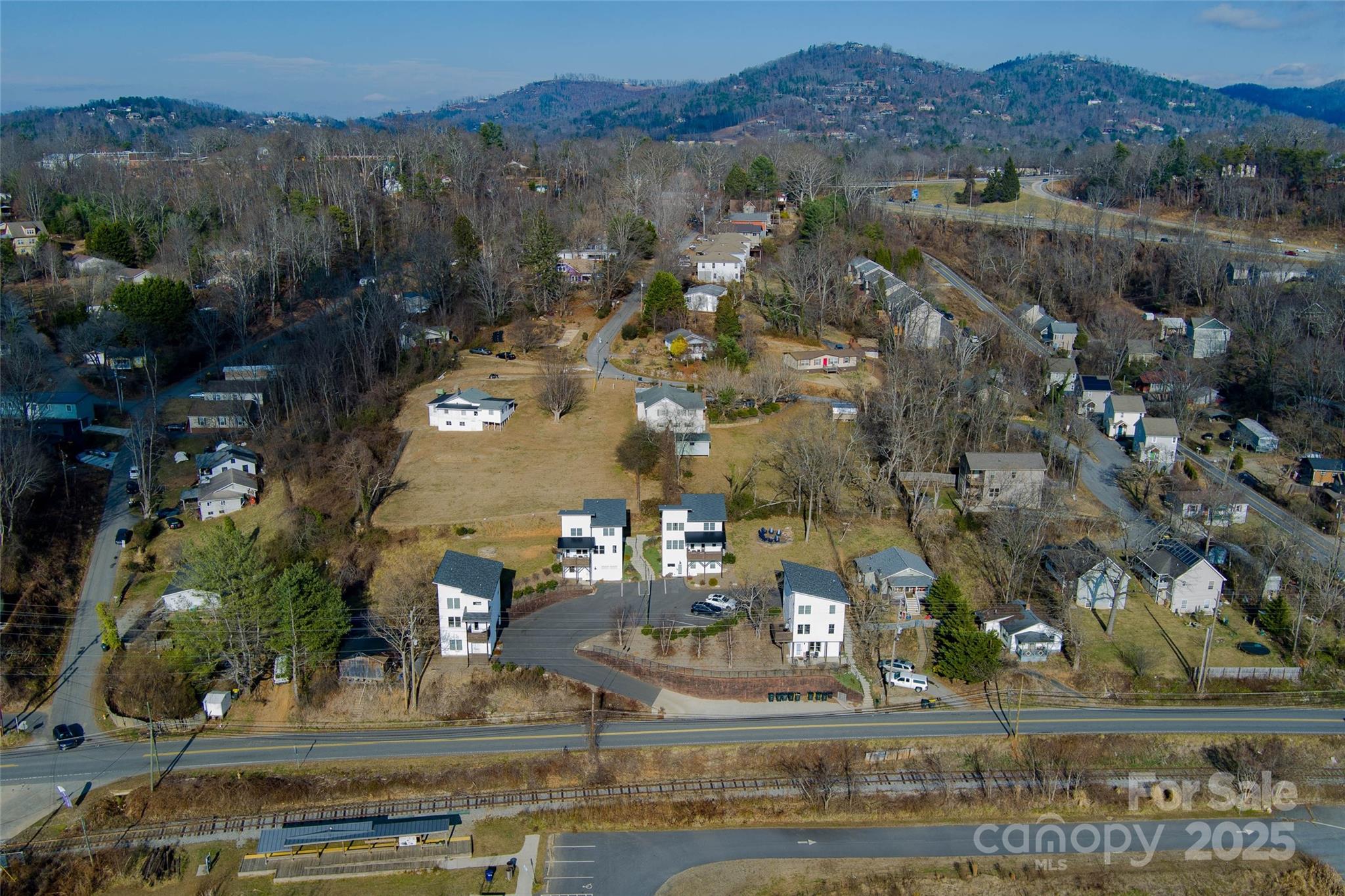 1061 Riverside Drive Asheville NC 28804