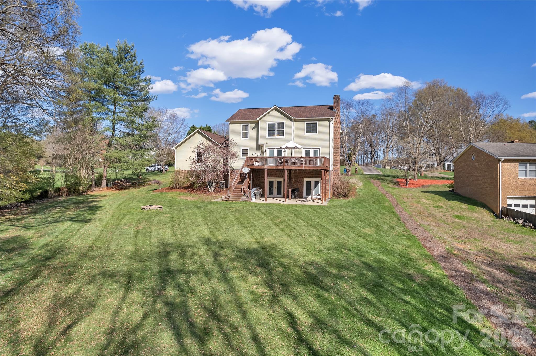 120 Oak Point Drive Cherryville NC 28021