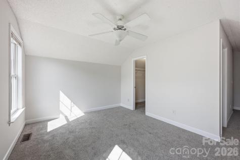 915 Barracuda Avenue Statesville NC 28677