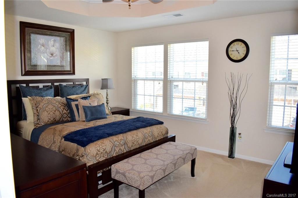 2419 Silverthorn Drive Charlotte NC 28273