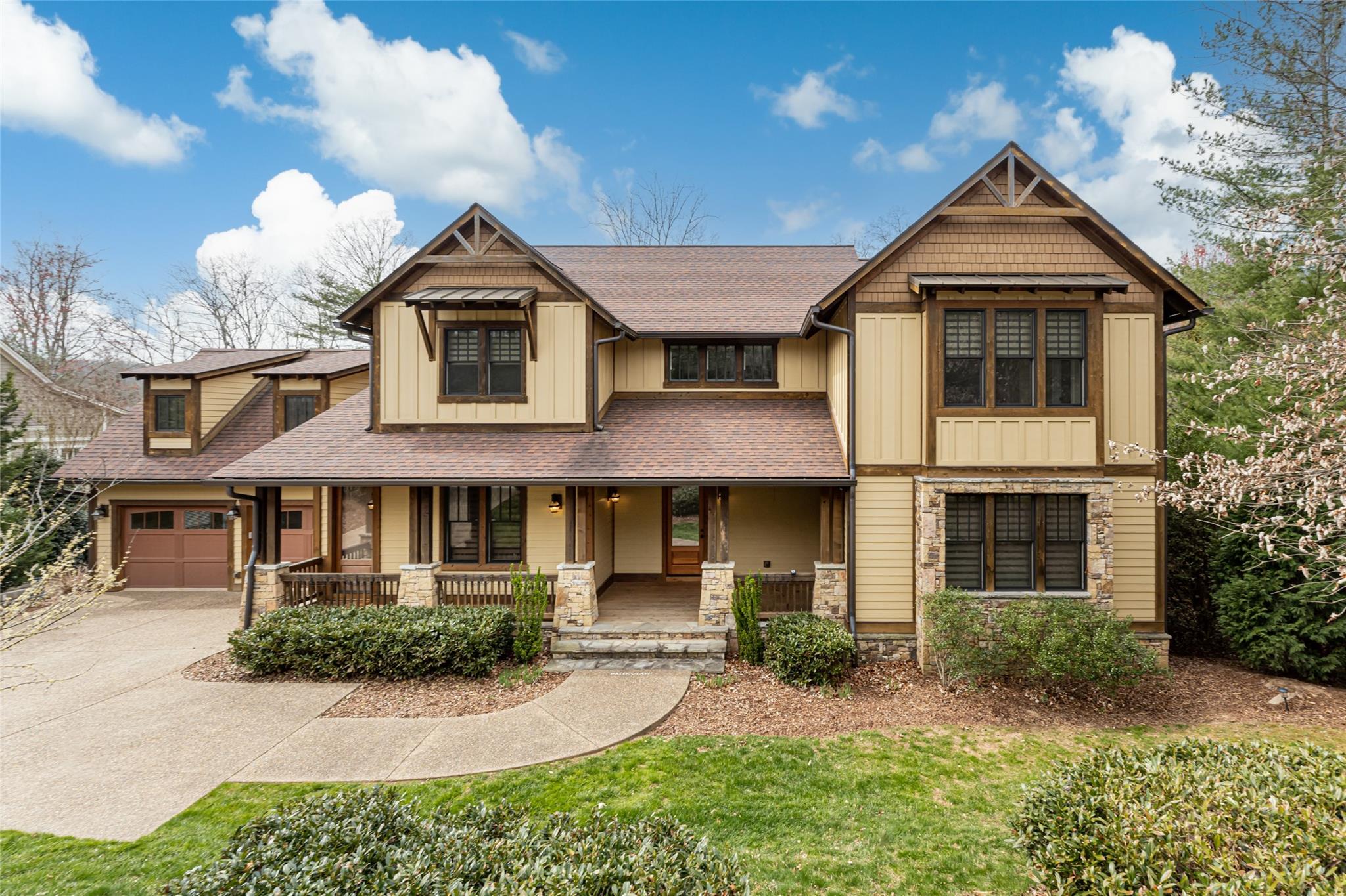 25 Croton Court Asheville NC 28803