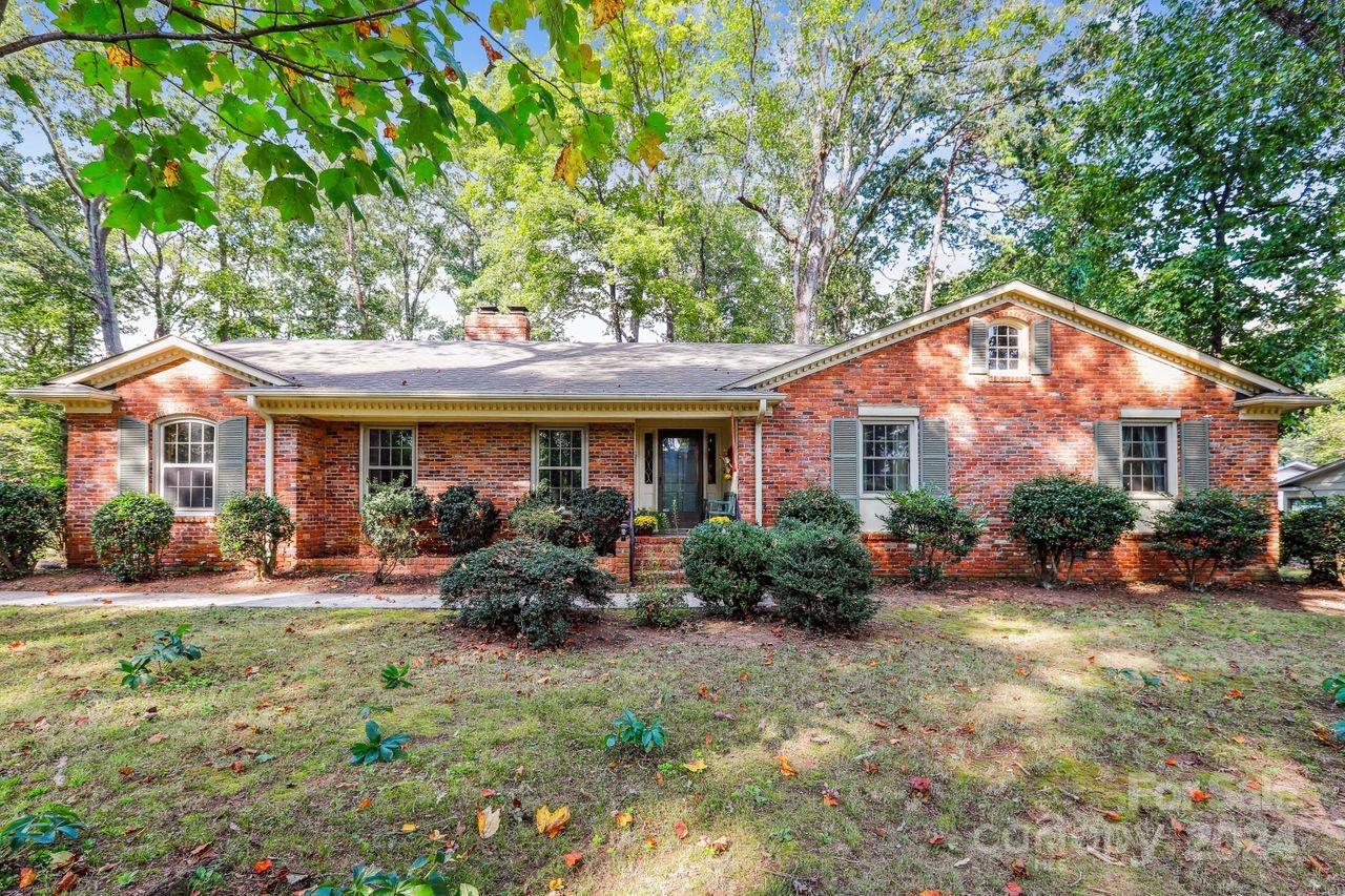 4235 Kingswood Road Charlotte NC 28226