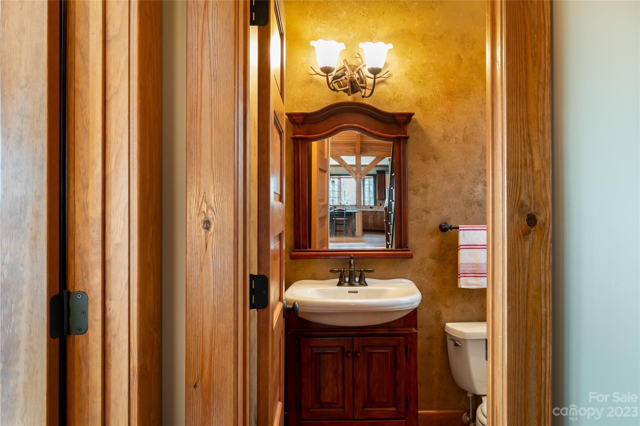 536 Hawk Mountain Road Lake Toxaway NC 28747