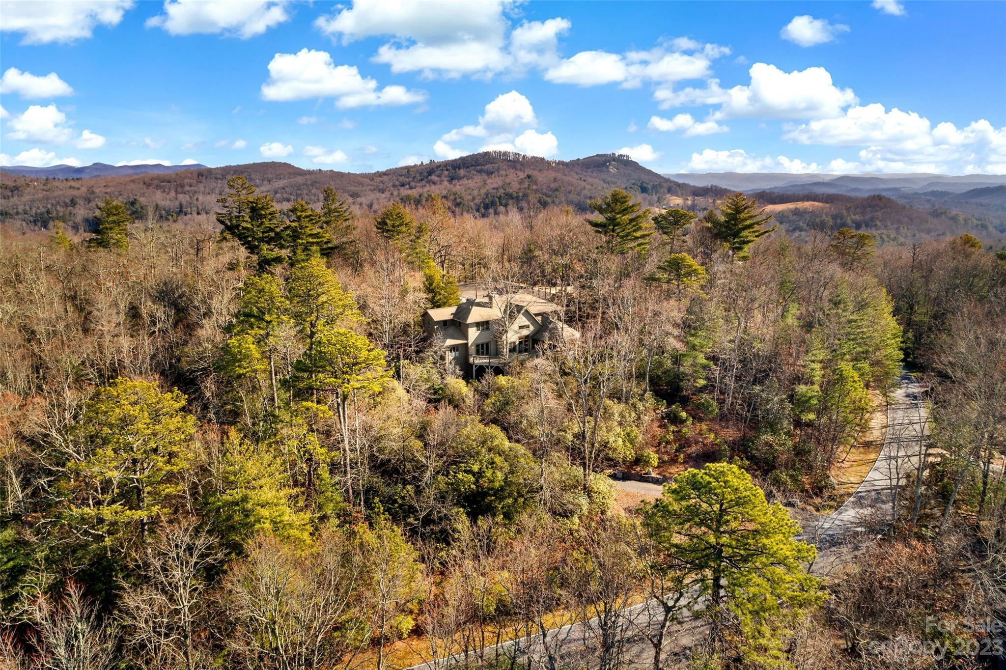 536 Hawk Mountain Road Lake Toxaway NC 28747