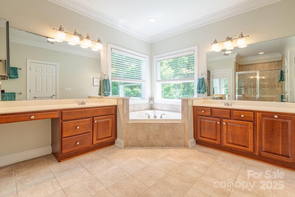 224 Fennel Dun Circle Biltmore Lake NC 28715