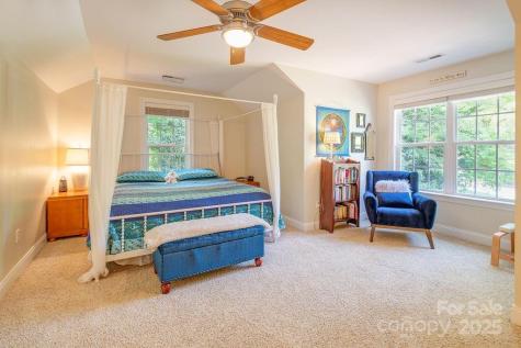 224 Fennel Dun Circle Biltmore Lake NC 28715